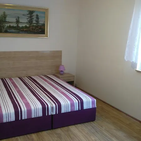 Konukevi Renata 3*
