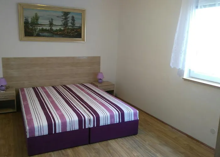 Pensión Renata 3*